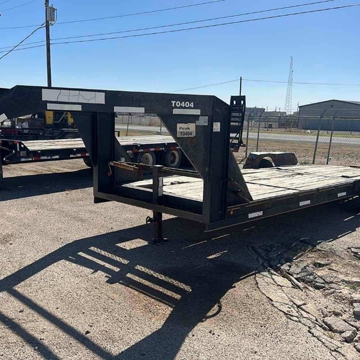 2010 MAXEY WELDING 20 T/A GOOSENECK TRAILER