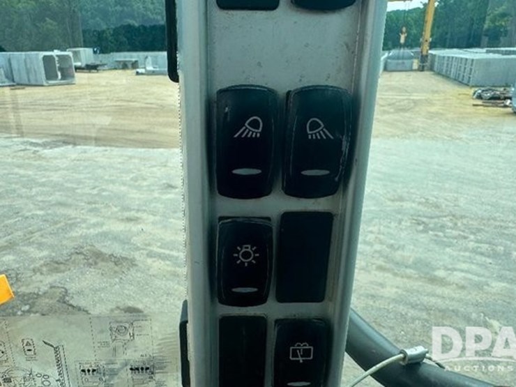 2007-volvo-l120f-image-41