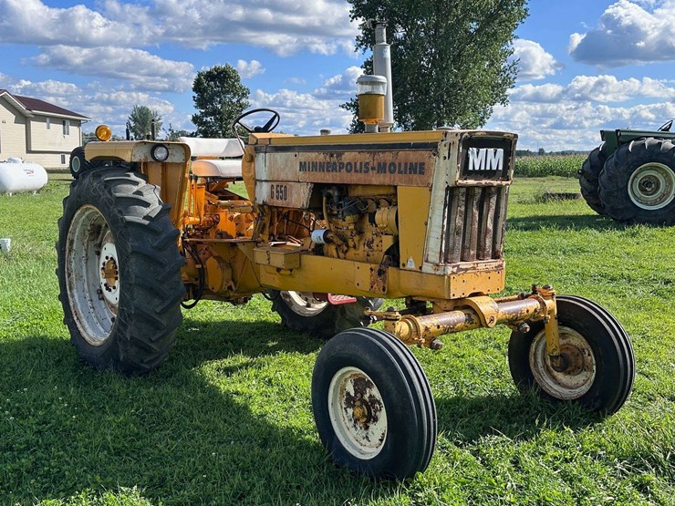 minneapolis-moline-g550-image-5