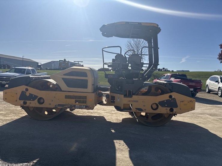 #1341-•-2013-volvo-dd110-roller-image-5