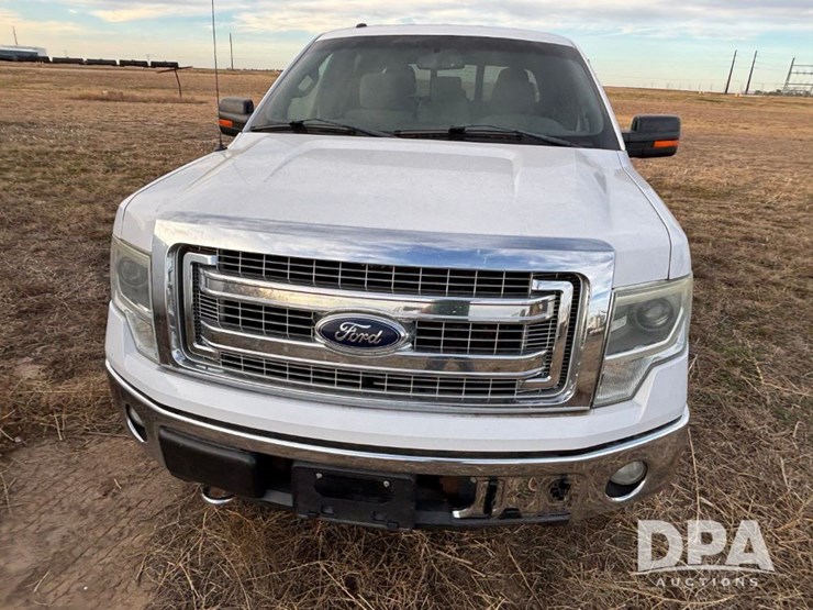 2014-ford-f150-xlt-image-2