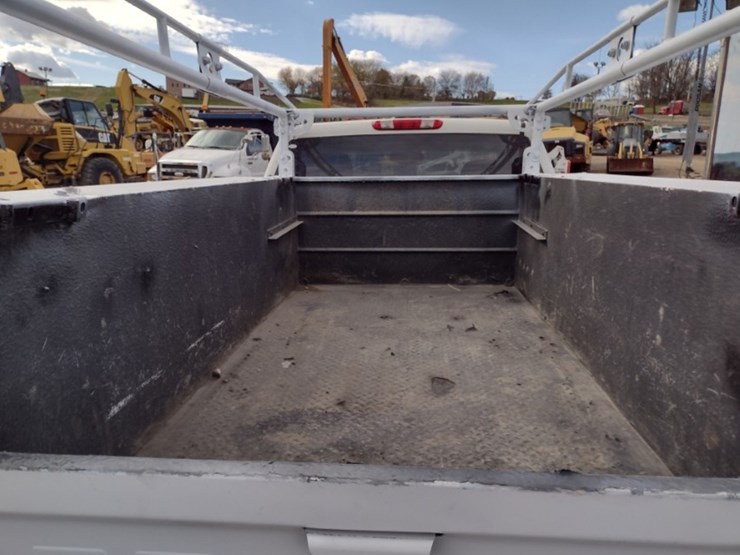 09-chevy-truck^title^-(qea-4045)-image-23