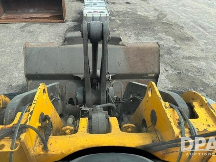 2007-volvo-l120f-image-50