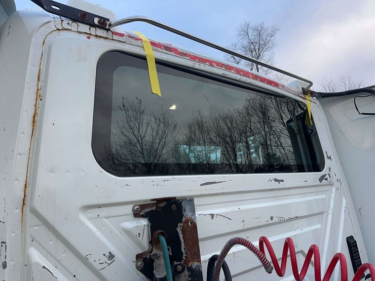 2016-international-prostar-image-18