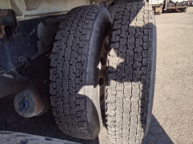 21-peterbilt-water-truck^title^-(qea-4053)-image-31