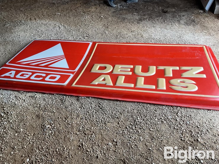 agco-deutz-allis-plastic-sign-image-8