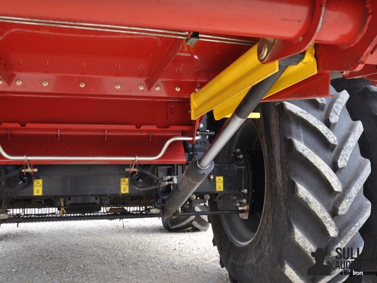 2023-case-ih-8250-image-12