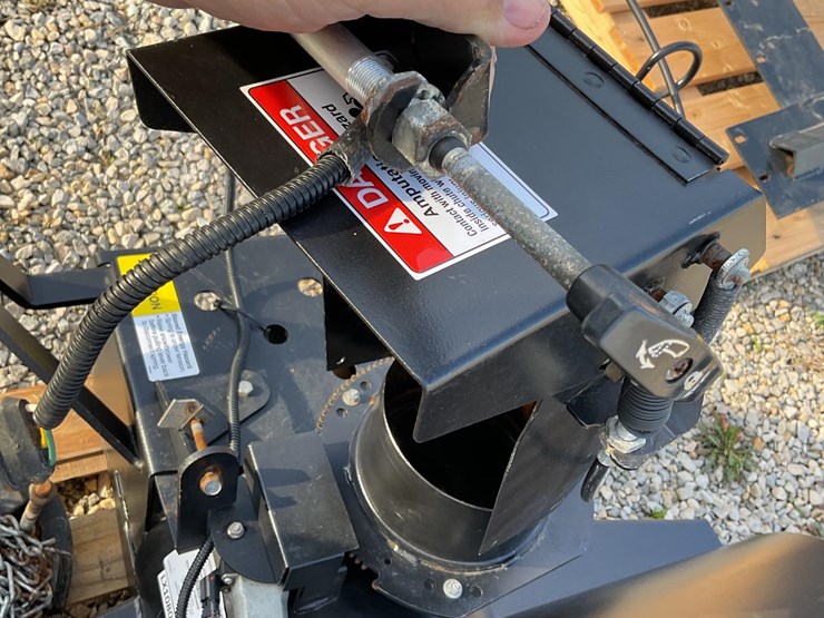 simplicity-snowblower-image-13