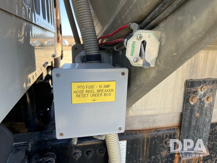 2016-freightliner-petroleum-truck-(jn3388,-unit-2374)-image-53