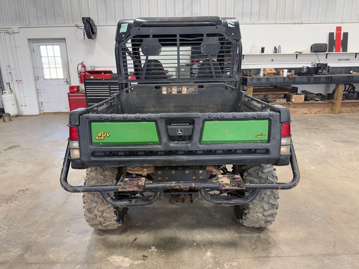 john-deere-gator-image-5