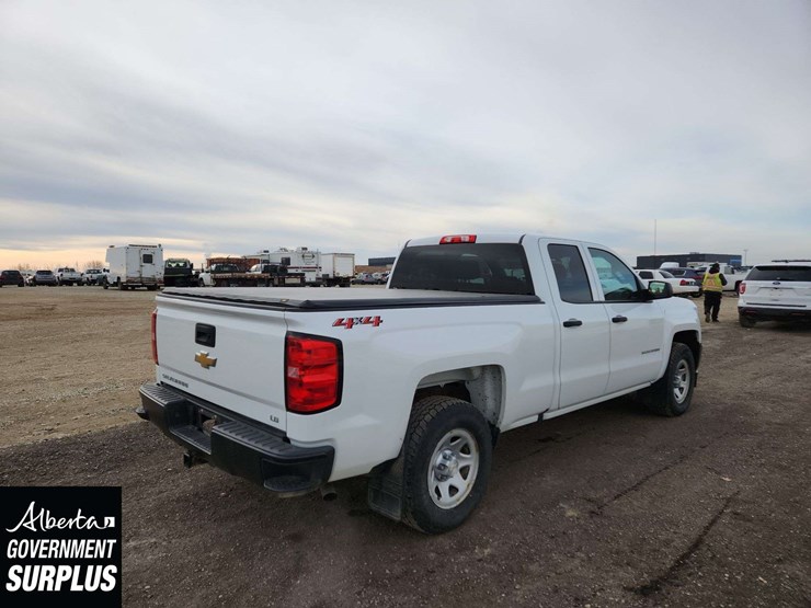 2019-chevrolet-silverado-1500-image-3