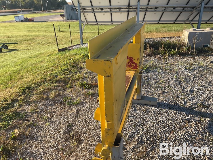 new-holland-corn-head-adapter-plate-image-4