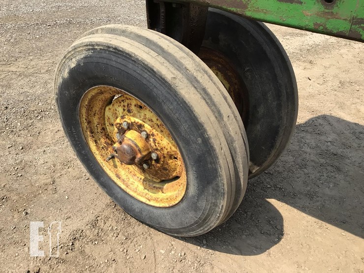 1957-john-deere-620-image-16