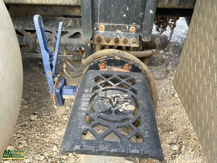 2024-western-star-57x-image-36