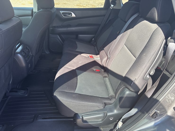 2018-nissan-pathfinder-image-6