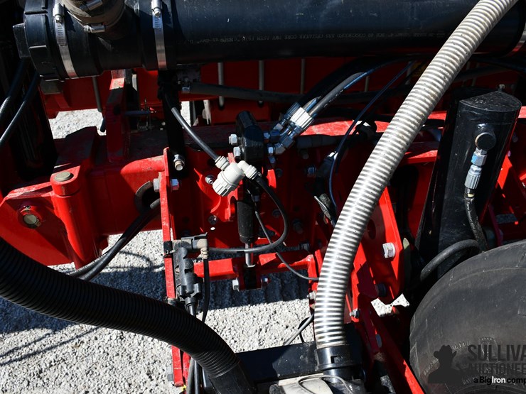 2019-massey-ferguson-9800ve-simply-advanced-ii-16r30-planter-image-17