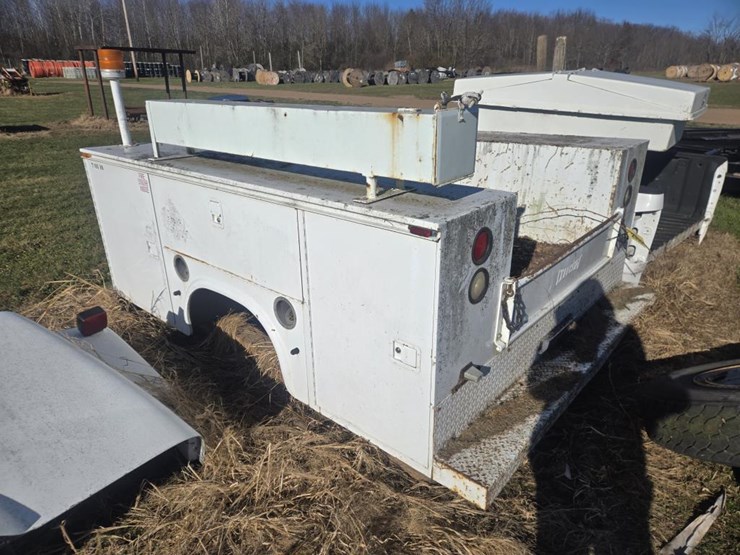 #2998-•-knapheide-(6)-door-utility-bed-image-1