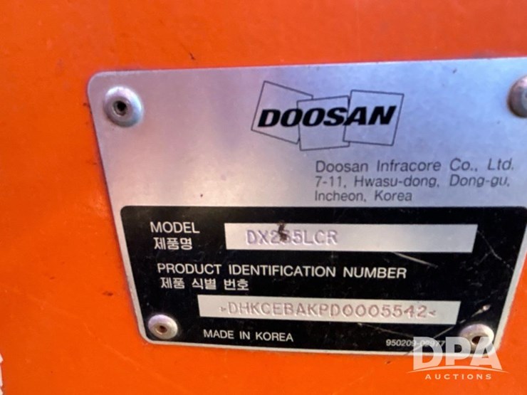 2014-doosan-dx235-lcr-image-43