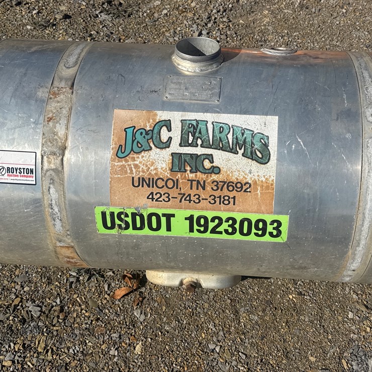 #1107 • 90 gallon Mack diesel tank