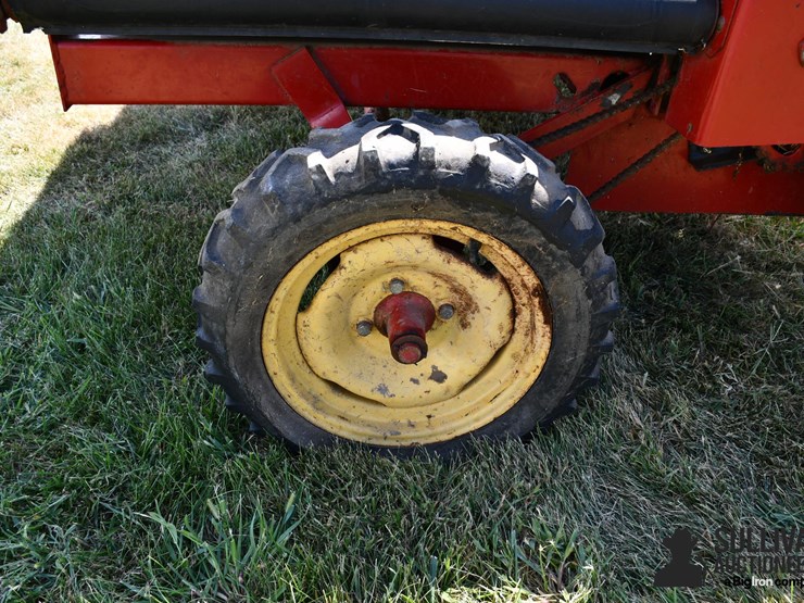 new-holland-144-image-19