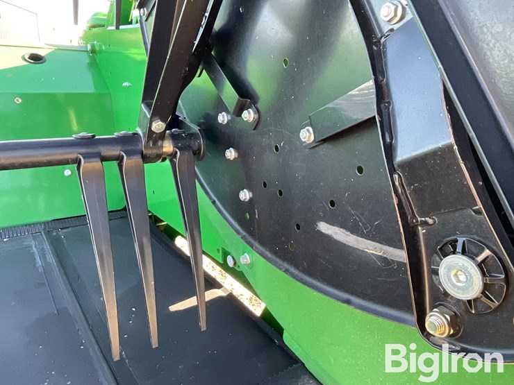 2019-john-deere-745fd-image-14