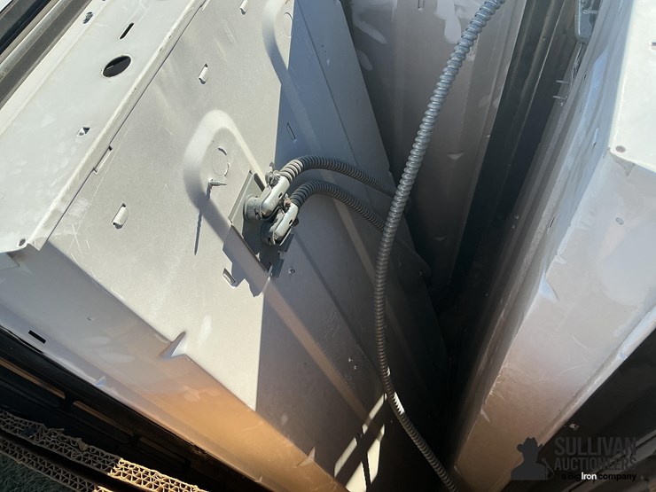 fluorescent-light-fixtures-image-4