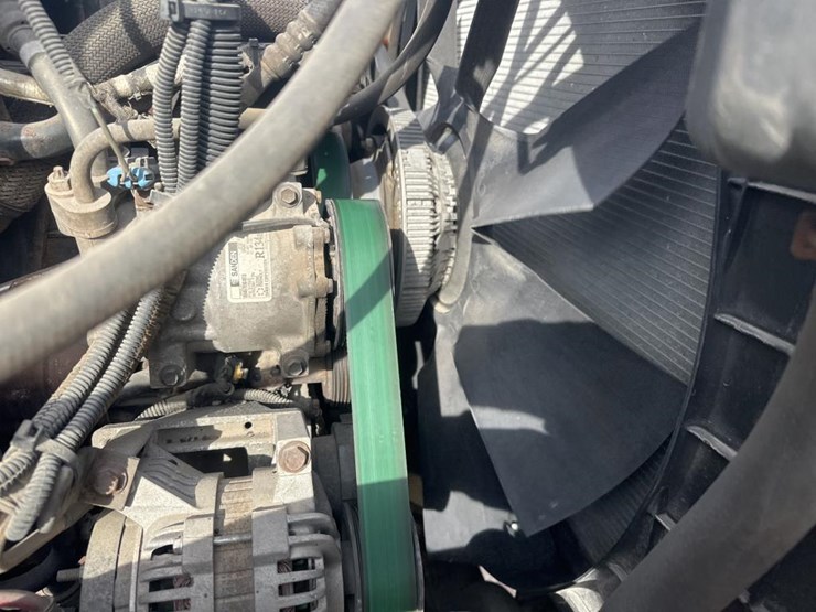 2009-international-7400-image-44