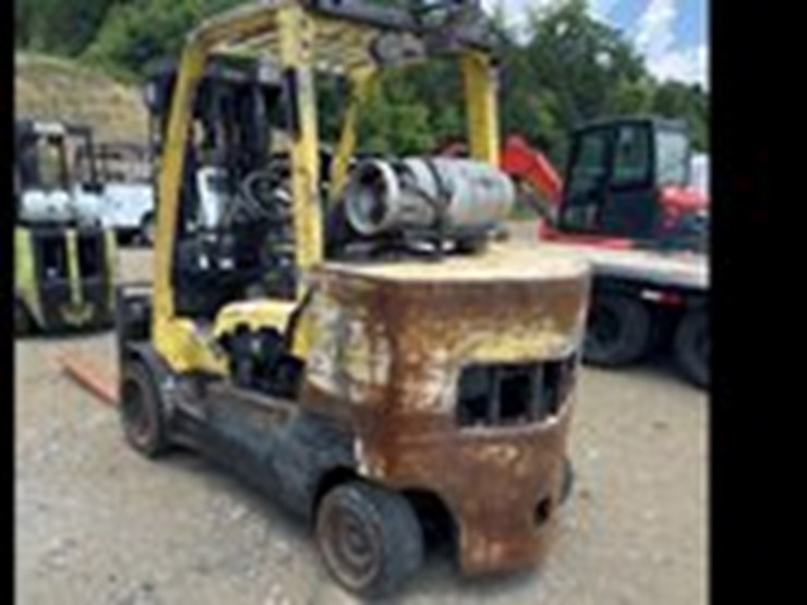 #1218-•-hyster-heavy-duty-forklift--60”-forks,-hydraulic-fork-width-adjustments-image-3