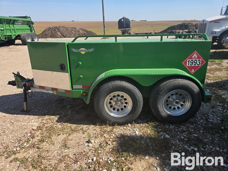 thunder-creek-t/a-fuel-trailer-image-8