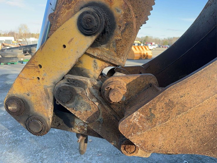 caterpillar-430f2-it-image-18