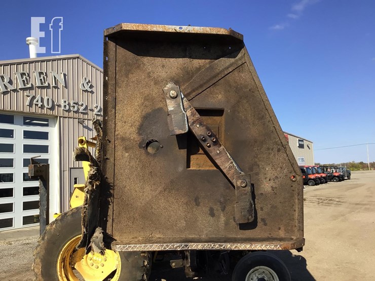 1986-ford-5610-image-21