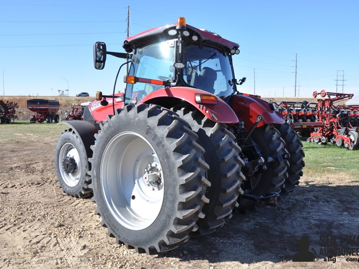 2023-case-ih-puma-220-image-2