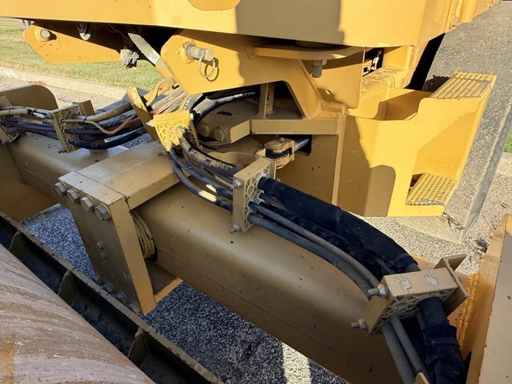 1992-caterpillar-cs-423e-image-25