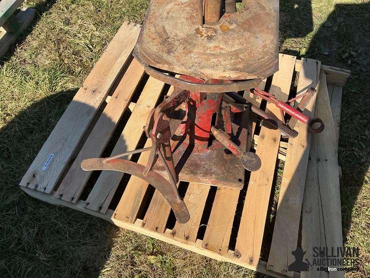 tire-changing-station-image-6