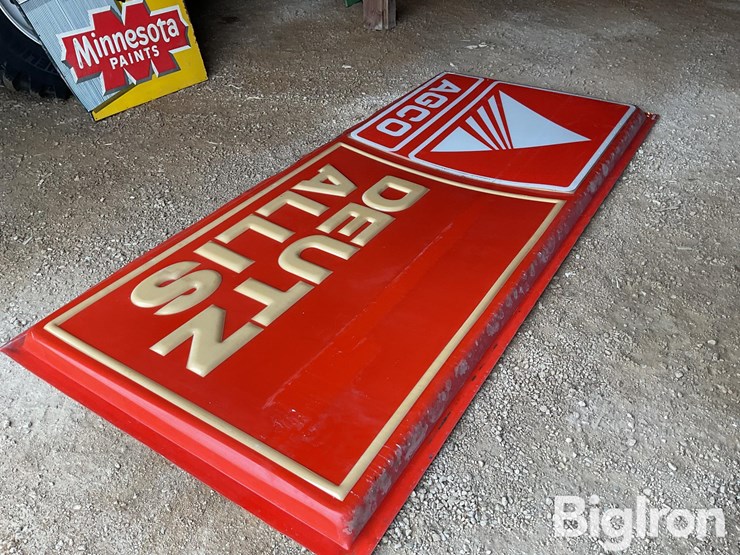 agco-deutz-allis-plastic-sign-image-5