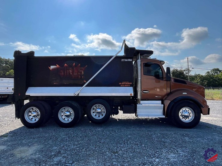 2016-kenworth-t880-image-36
