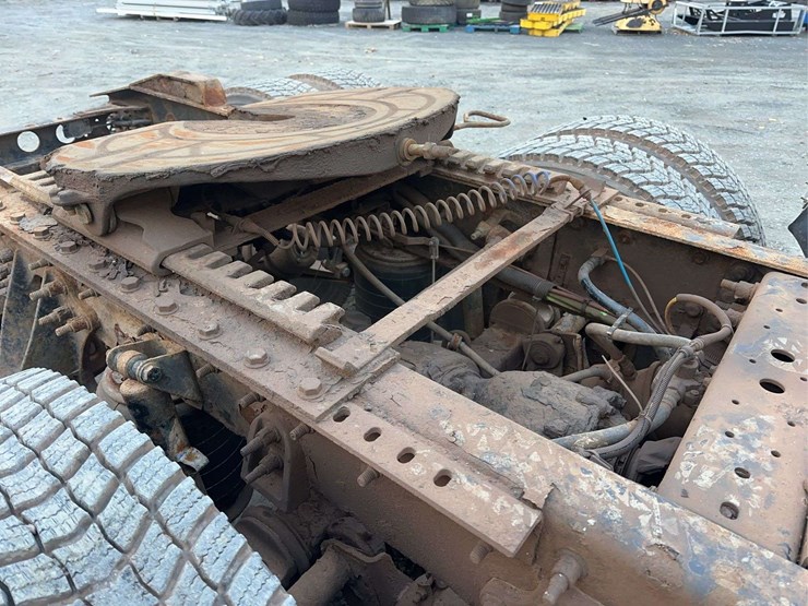 2016-international-prostar-image-15