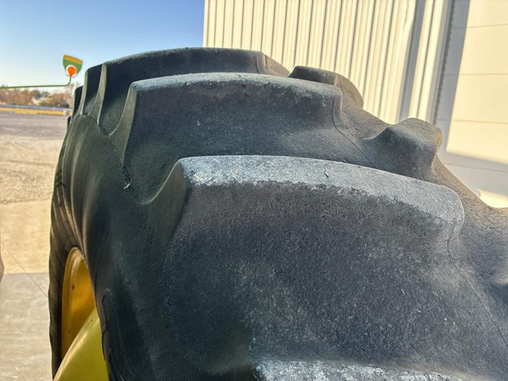 2004-john-deere-9660-sts-image-36