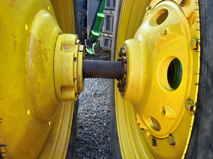 #32570-•-2012-john-deere-9360r-4x4-articulating-tractor-1rw9360rkep011018-image-14