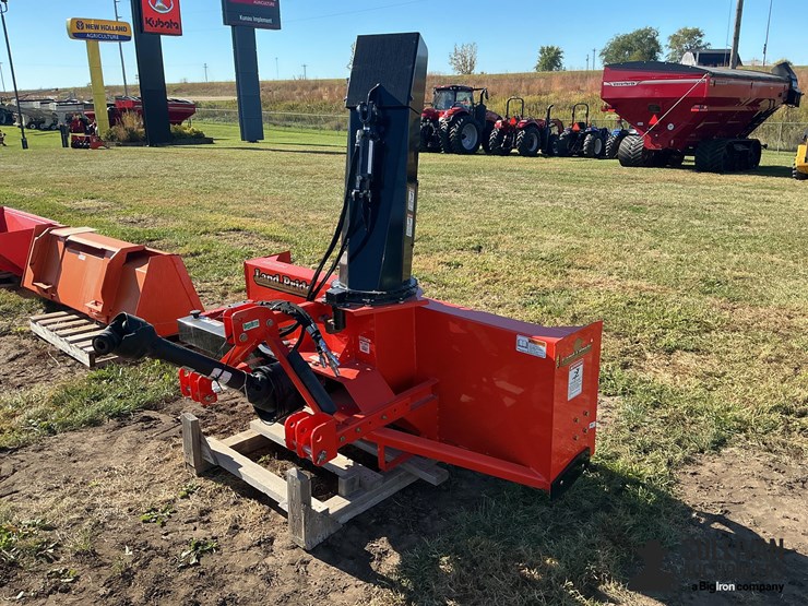 land-pride-sb2584-84”-3-pt-snow-blower-image-5