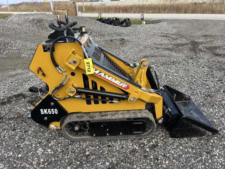 #2712-•-demo-2024-mammut-sk650-tracked-skid-steer-image-6