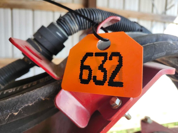 2023-case-ih-2150-image-2