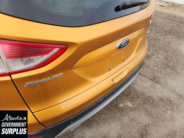 2016-ford-escape-se-image-36