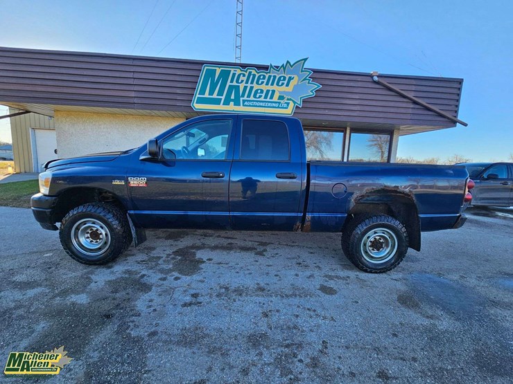 2008-dodge-ram-2500-image-2