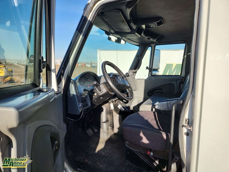 international-durastar-4300-image-17