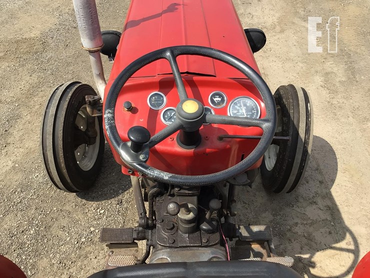 1973-massey-ferguson-135-image-12