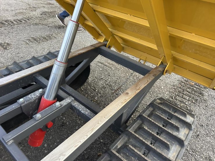 #2714-•-*unused*-3-ton-mini-dump-truck---tracked,-gas-image-10