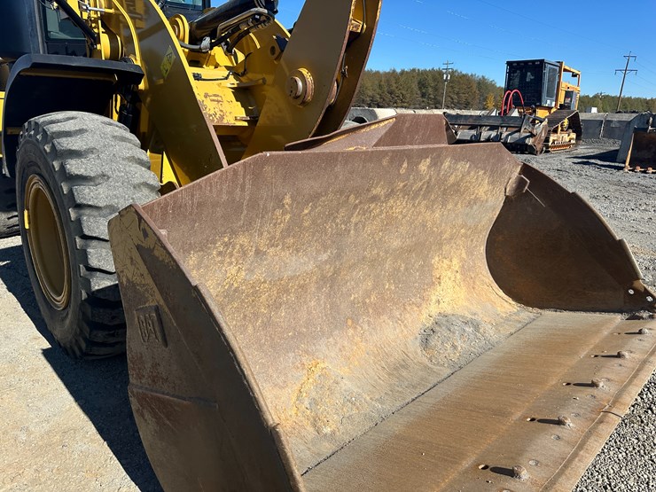 2016-caterpillar-926m-image-36