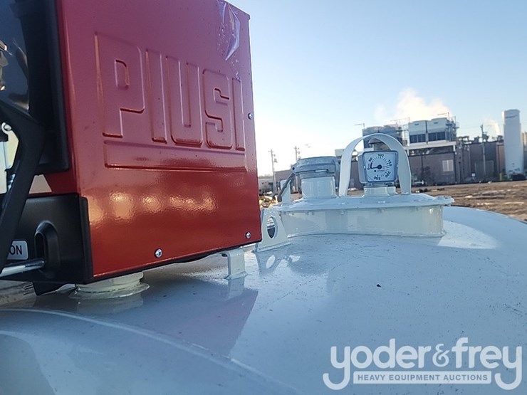 2025-am-tank-1000-image-8