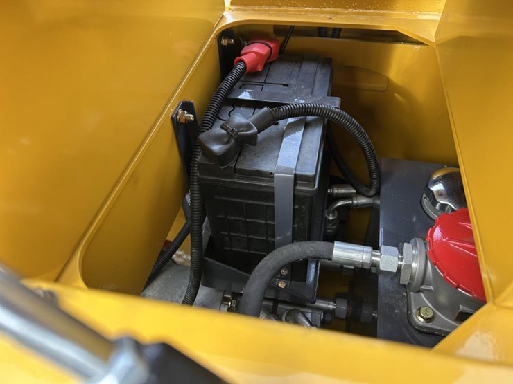 #2716-•-2025-infront-yf400-tracked-mini-skid-steer-image-10